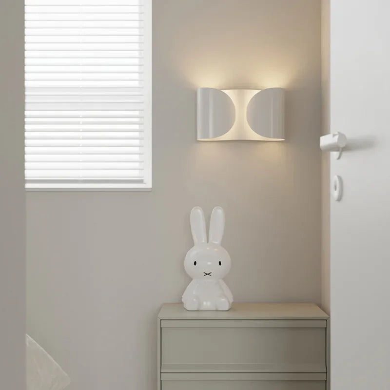 Foglio Wall Lamp