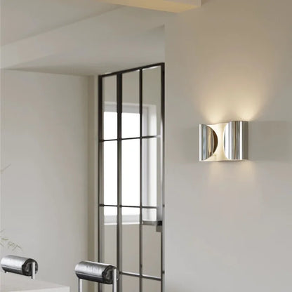 Foglio Wall Lamp